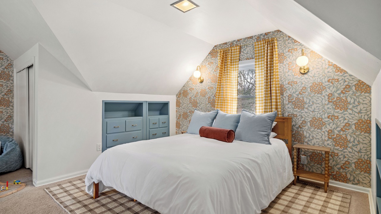 Photo of Bedroom in Overland Park