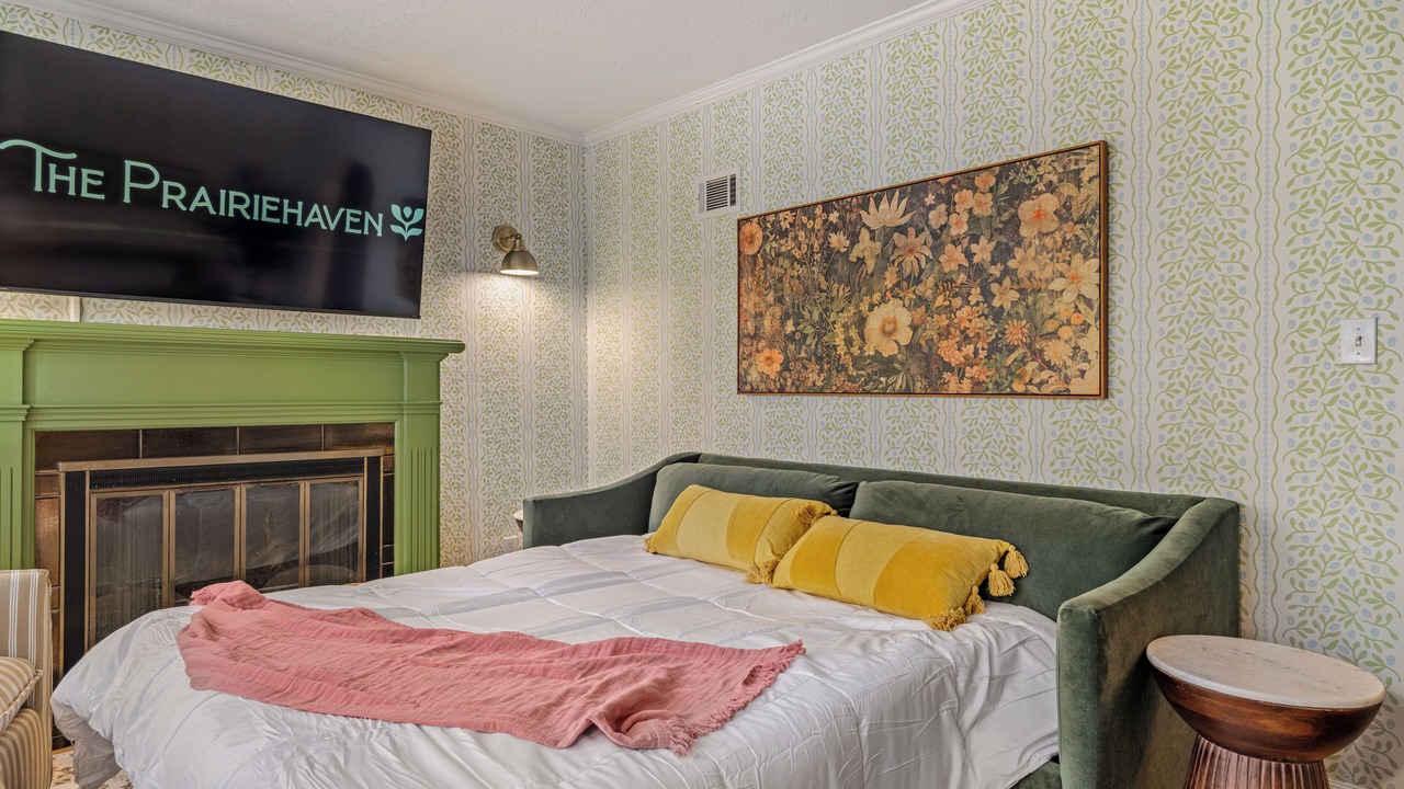 Photo of Bedroom in Overland Park