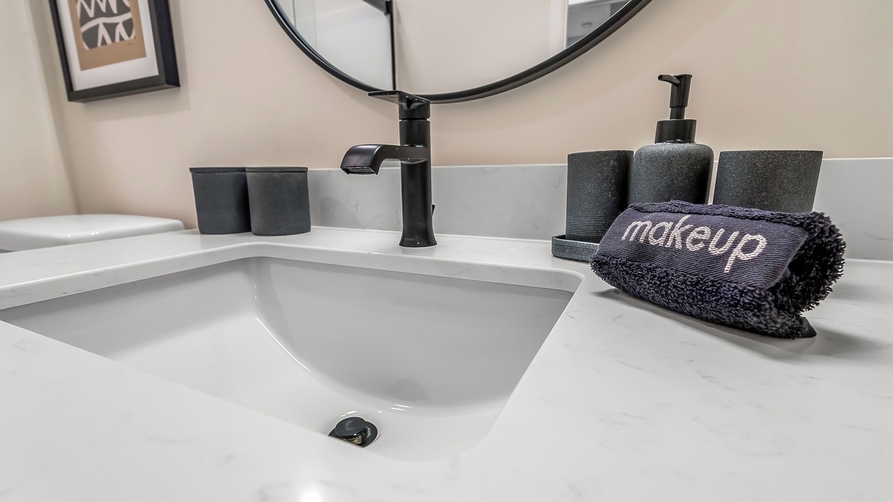Photo of Bathroom in Tekamah