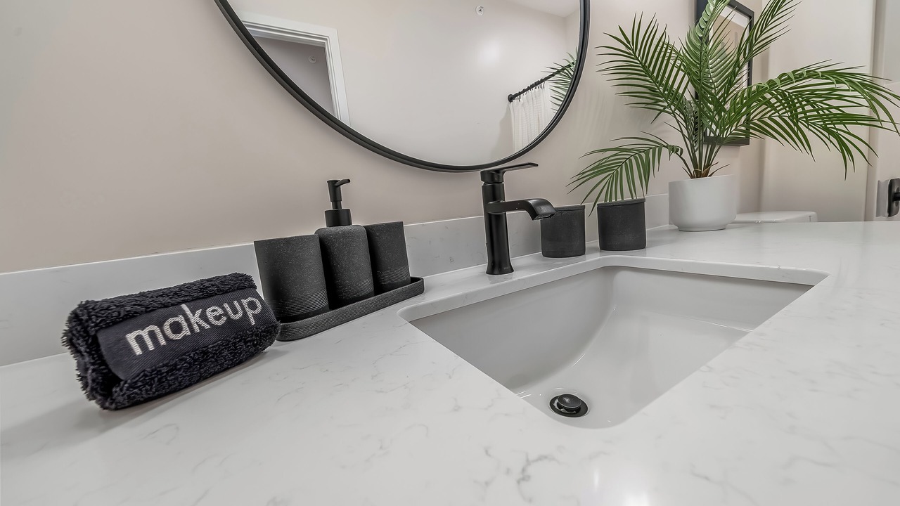 Photo of Bathroom in Tekamah