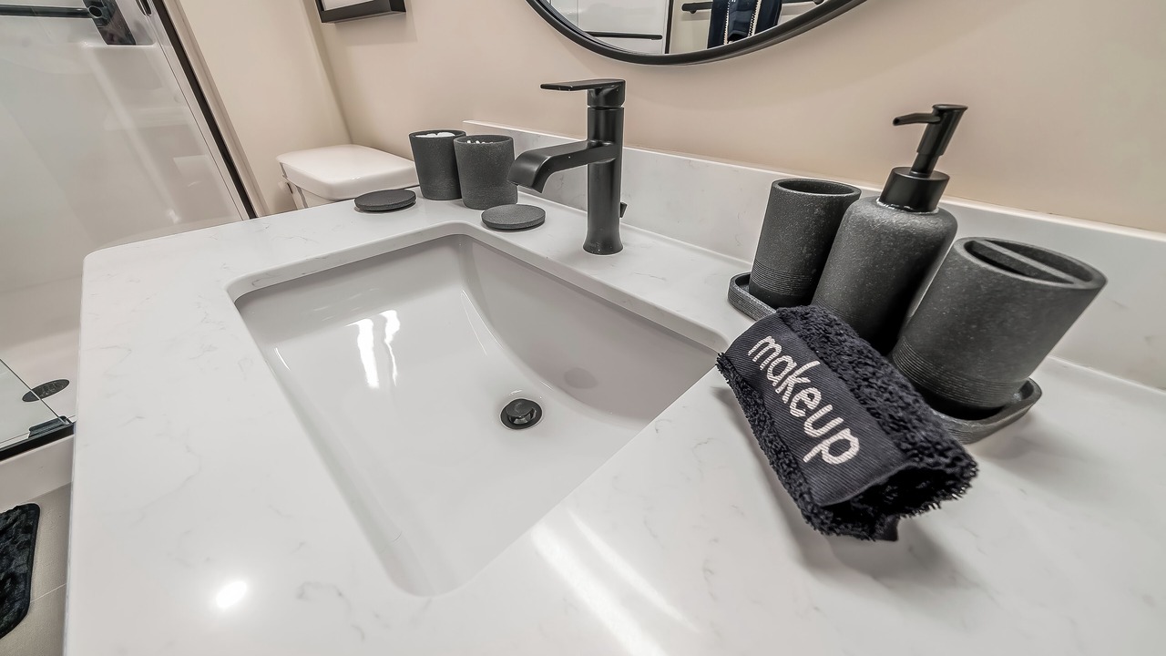 Photo of Bathroom in Tekamah