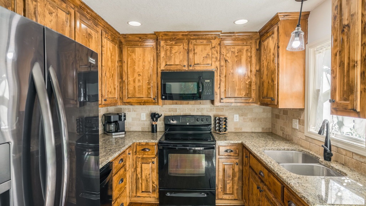 Photo of Kitchen in Prairie Village