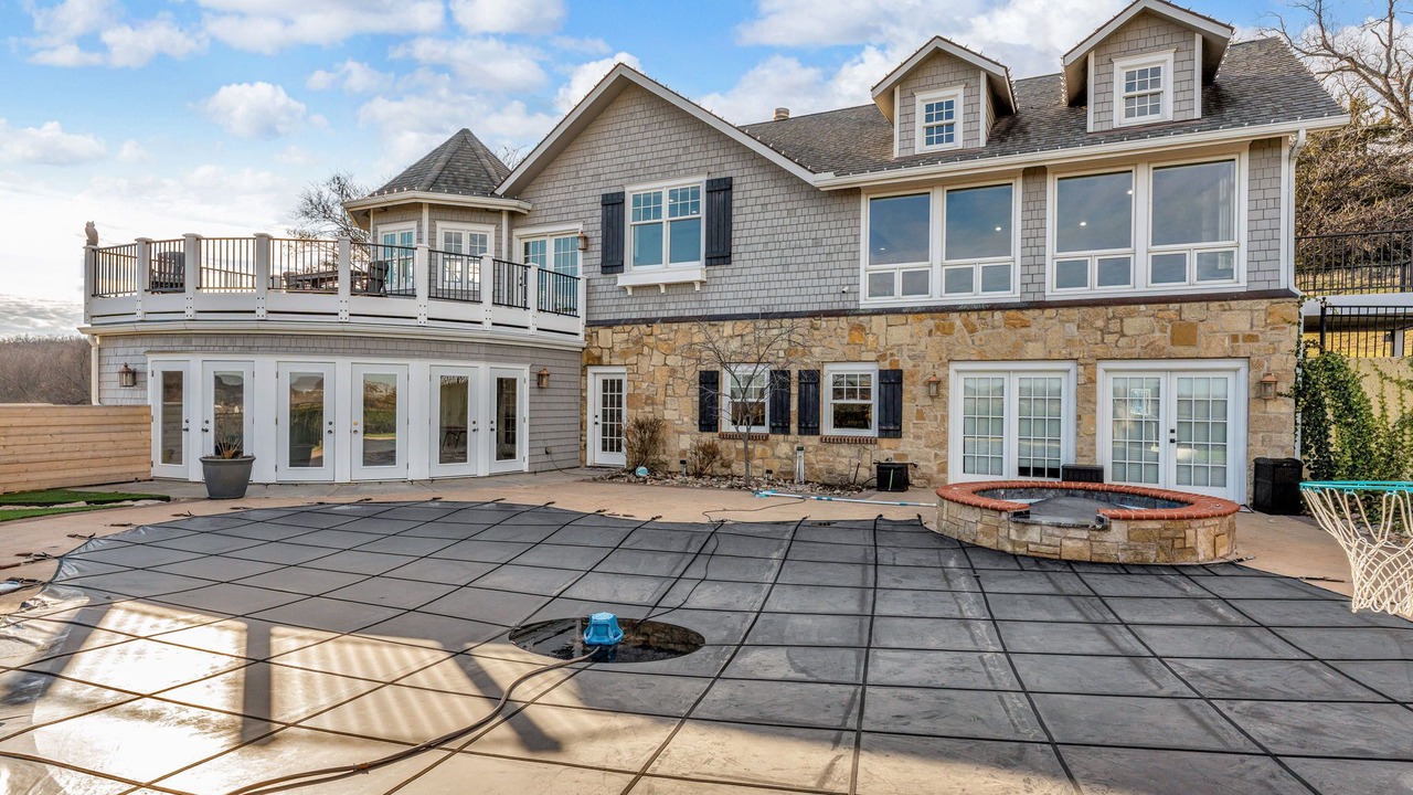 Photo of Patio Balcony in Lawrence