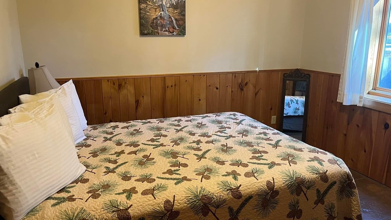 Photo of Bedroom in Sparks