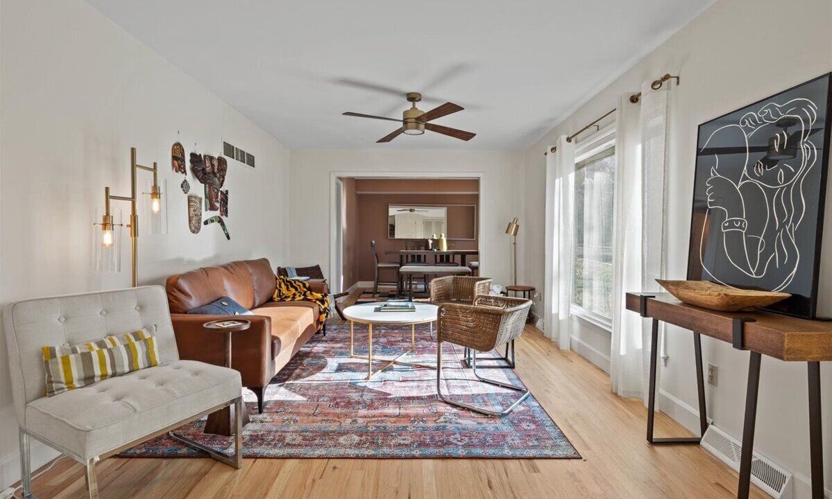 Photo of Livingroom in Overland Park