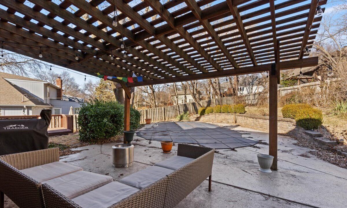 Photo of Patio Balcony in Overland Park