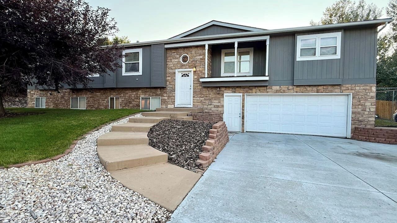 Photo of Outdoor in Columbine Knolls