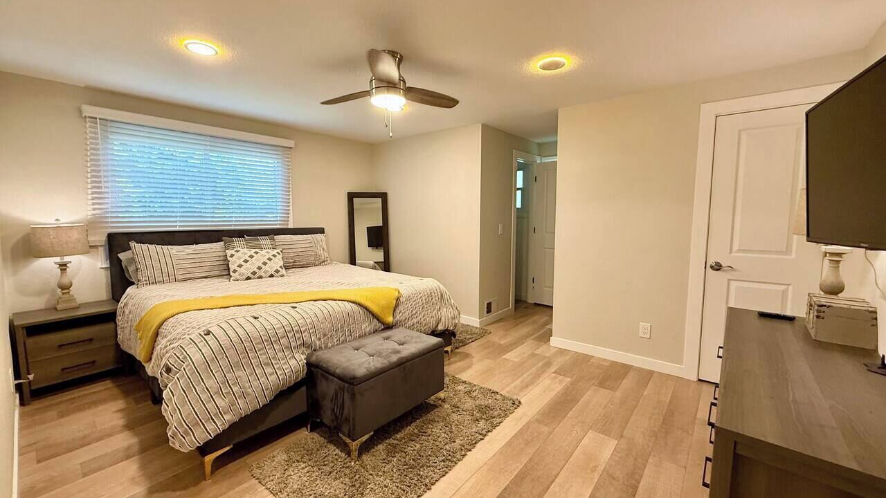 Photo of Bedroom in Dam East - West