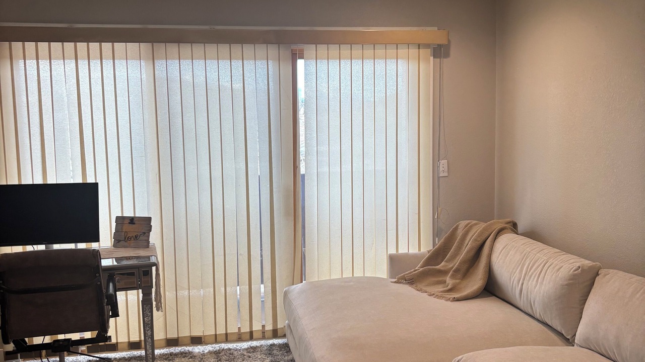 Photo of Livingroom in Summit Cove