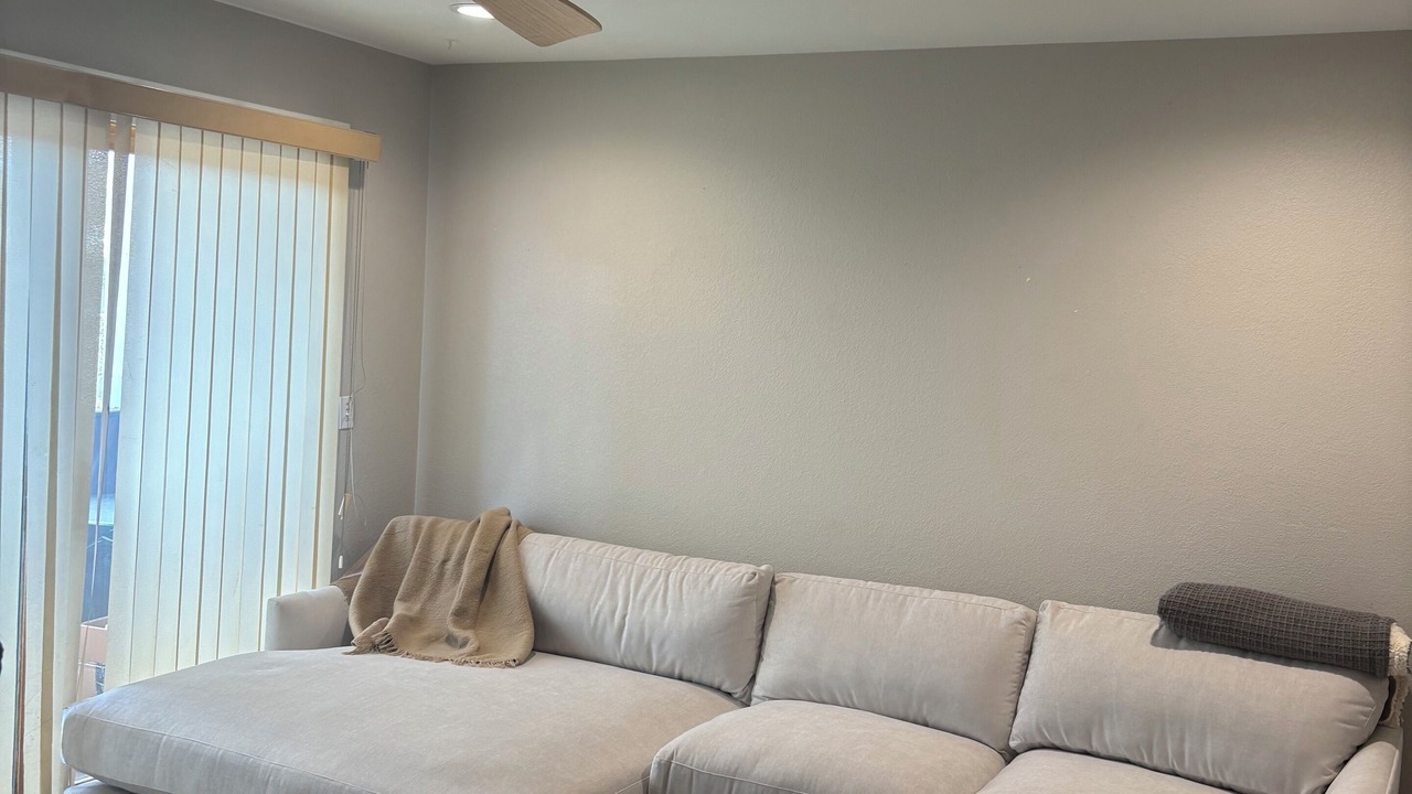 Photo of Livingroom in Summit Cove
