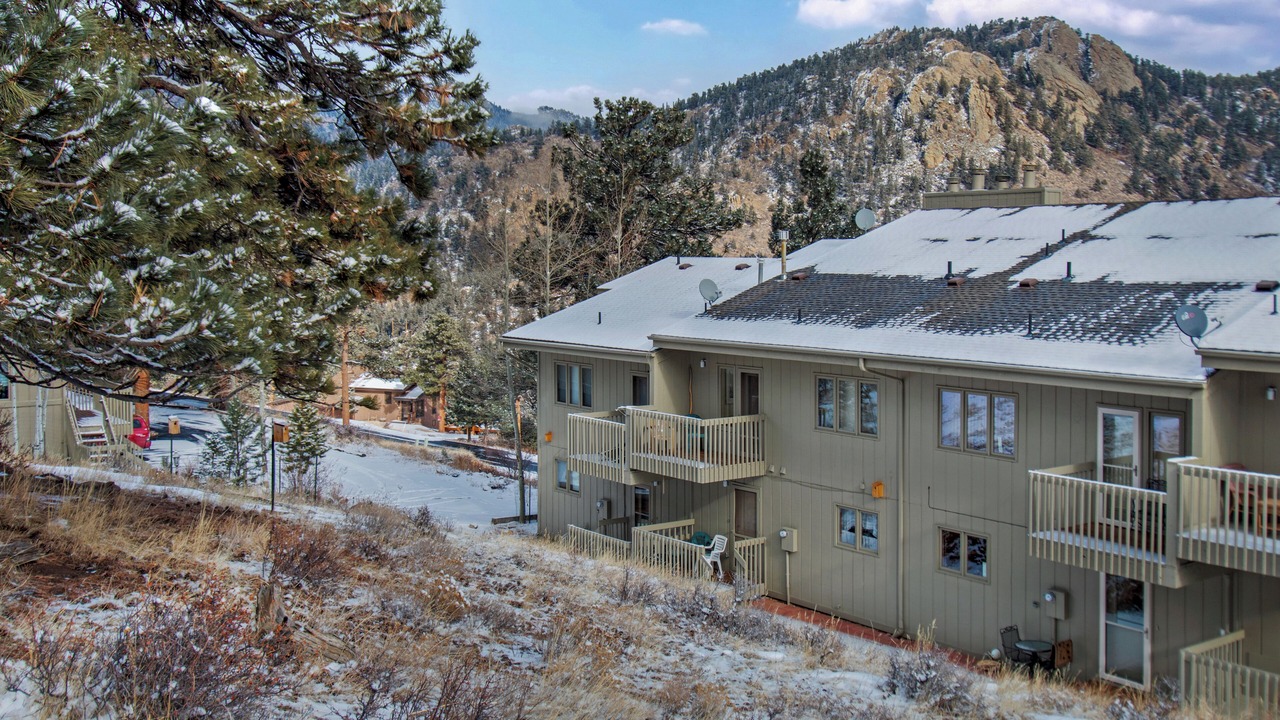 Photo of Outdoor in Fall River Estates