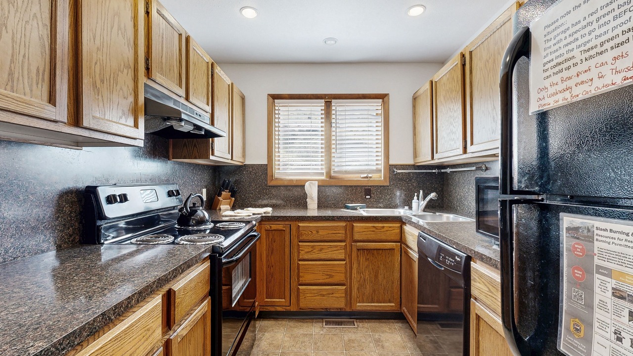 Photo of Kitchen in Fall River Estates