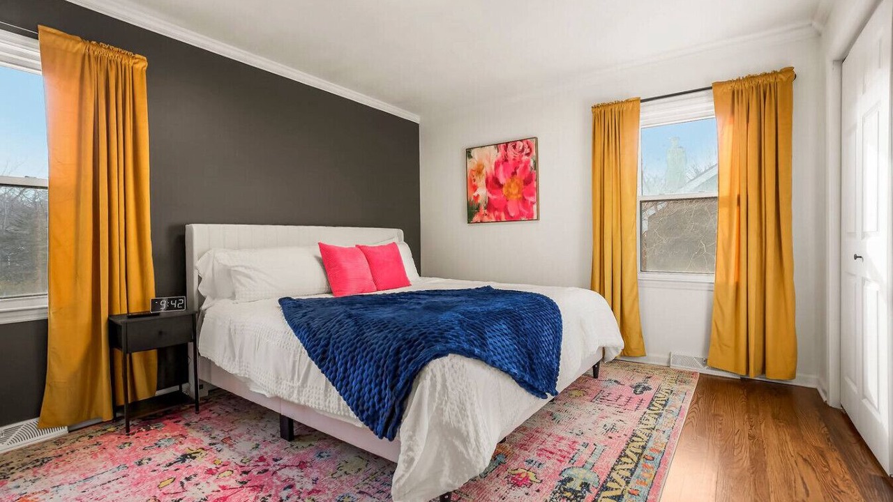 Photo of Bedroom in Prairie Village