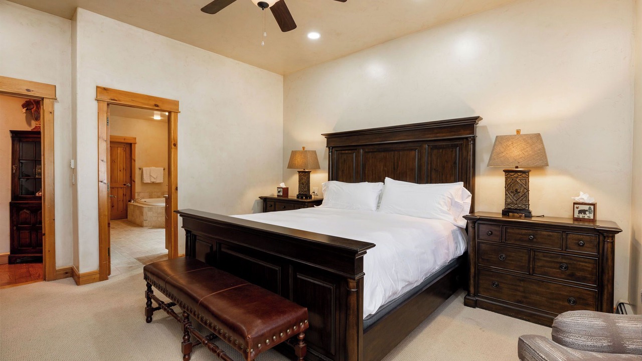 Photo of Bedroom in Edwards