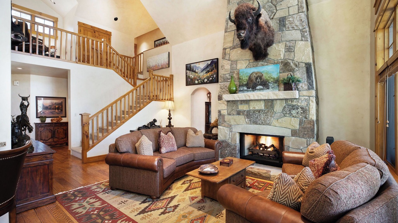 Photo of Livingroom in Edwards