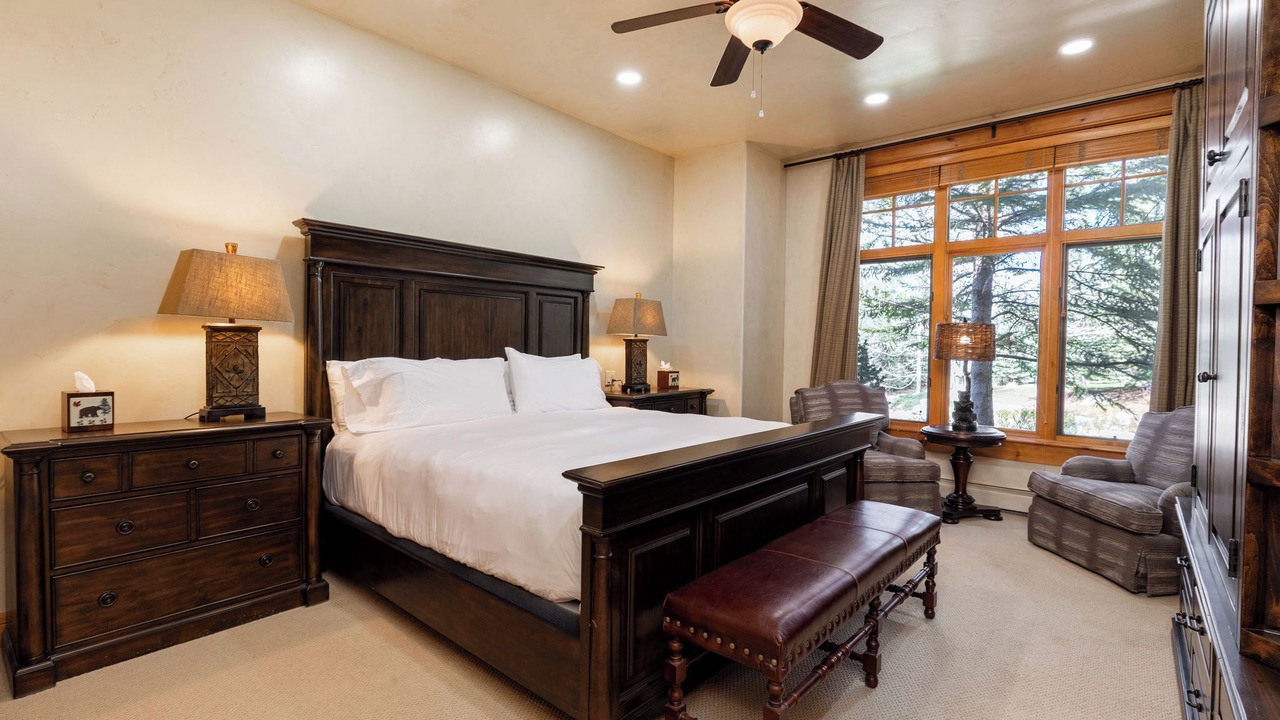Photo of Bedroom in Edwards