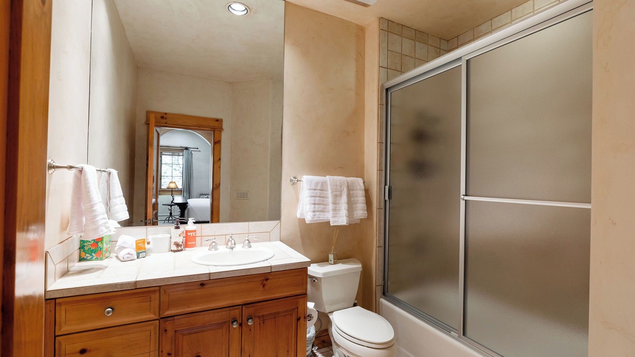 Photo of Bathroom in Edwards