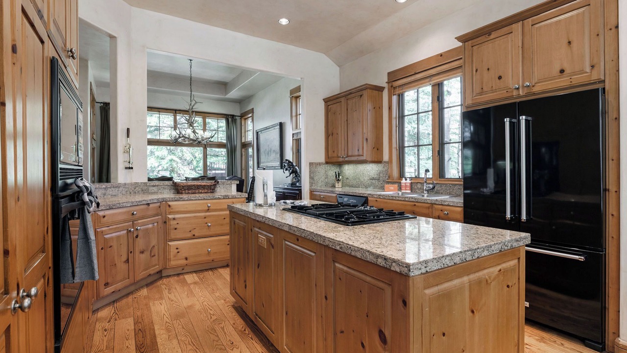 Photo of Kitchen in Edwards