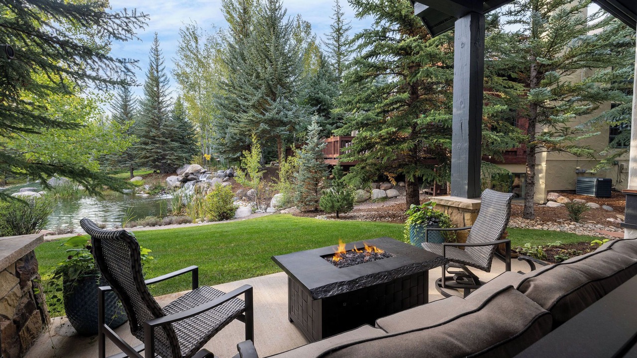 Photo of Patio Balcony in Edwards