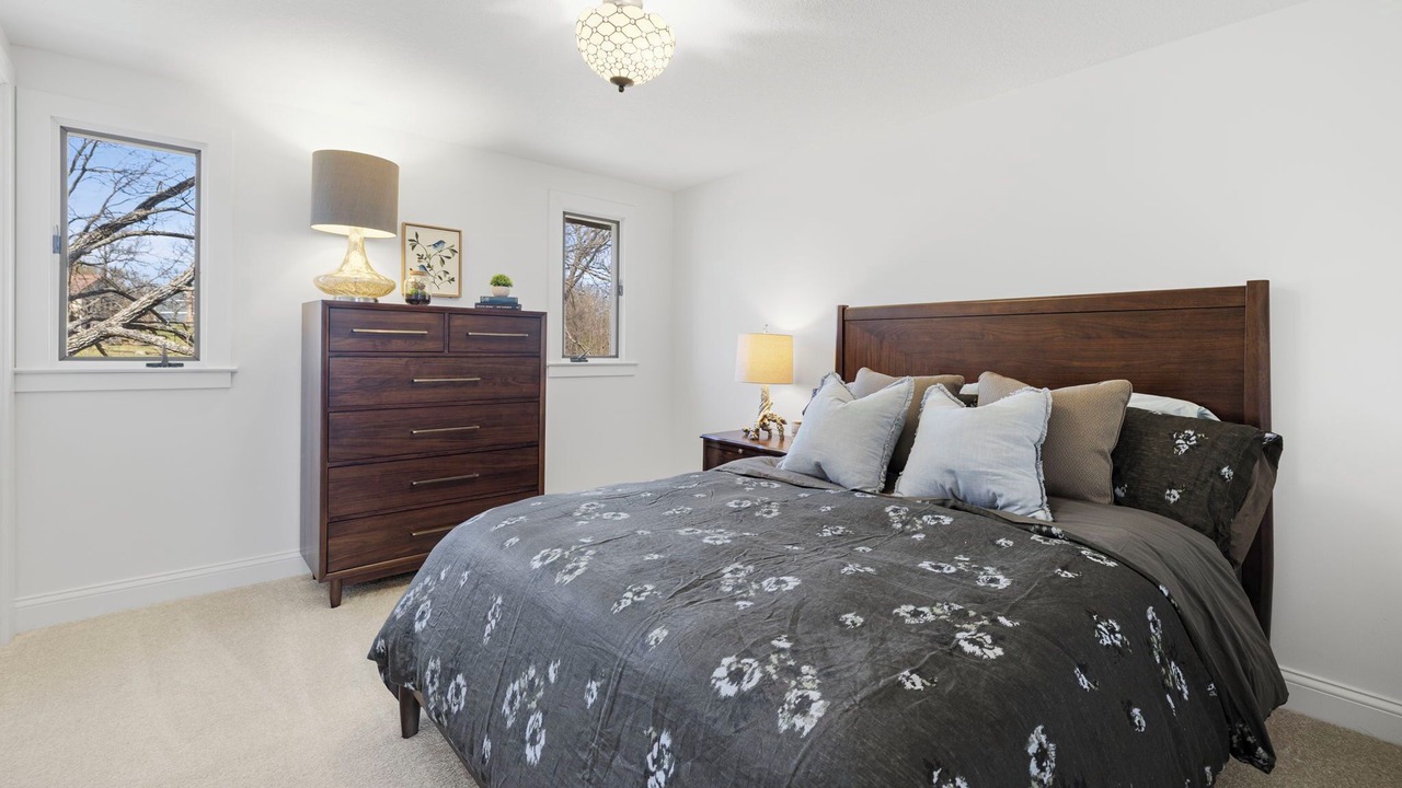 Photo of Bedroom in Lee's Summit