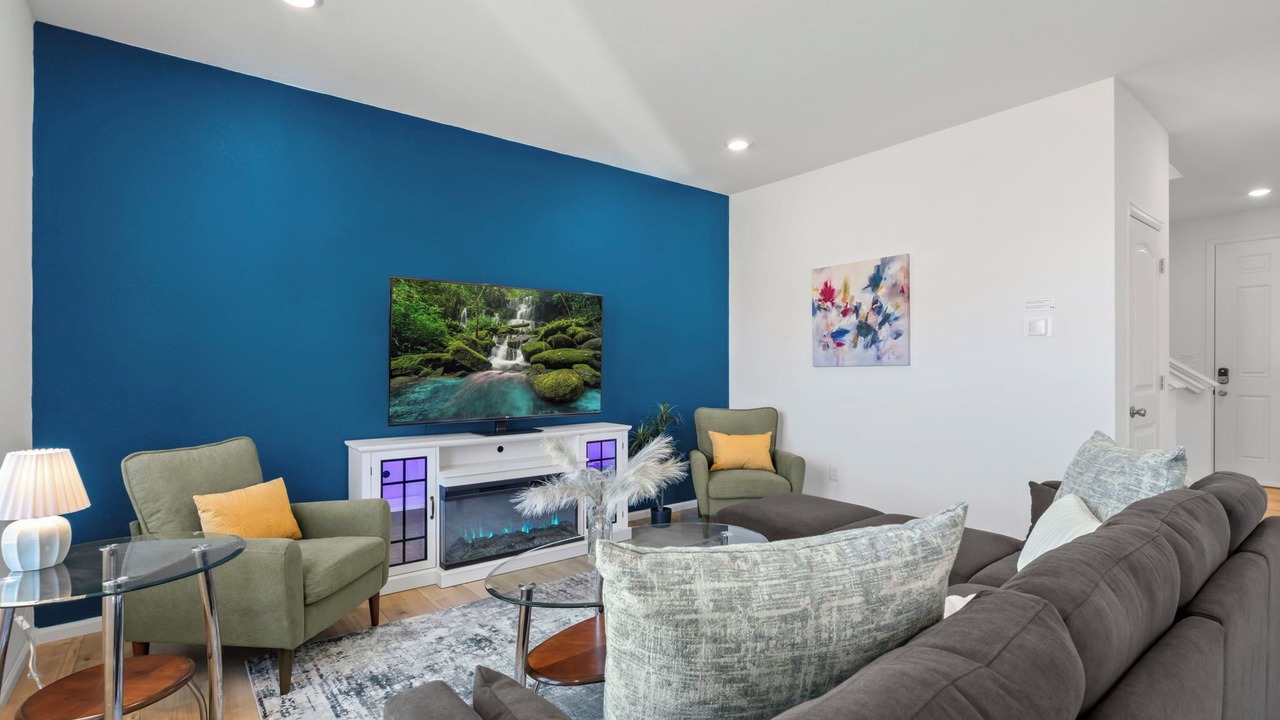Photo of Livingroom in Centerra