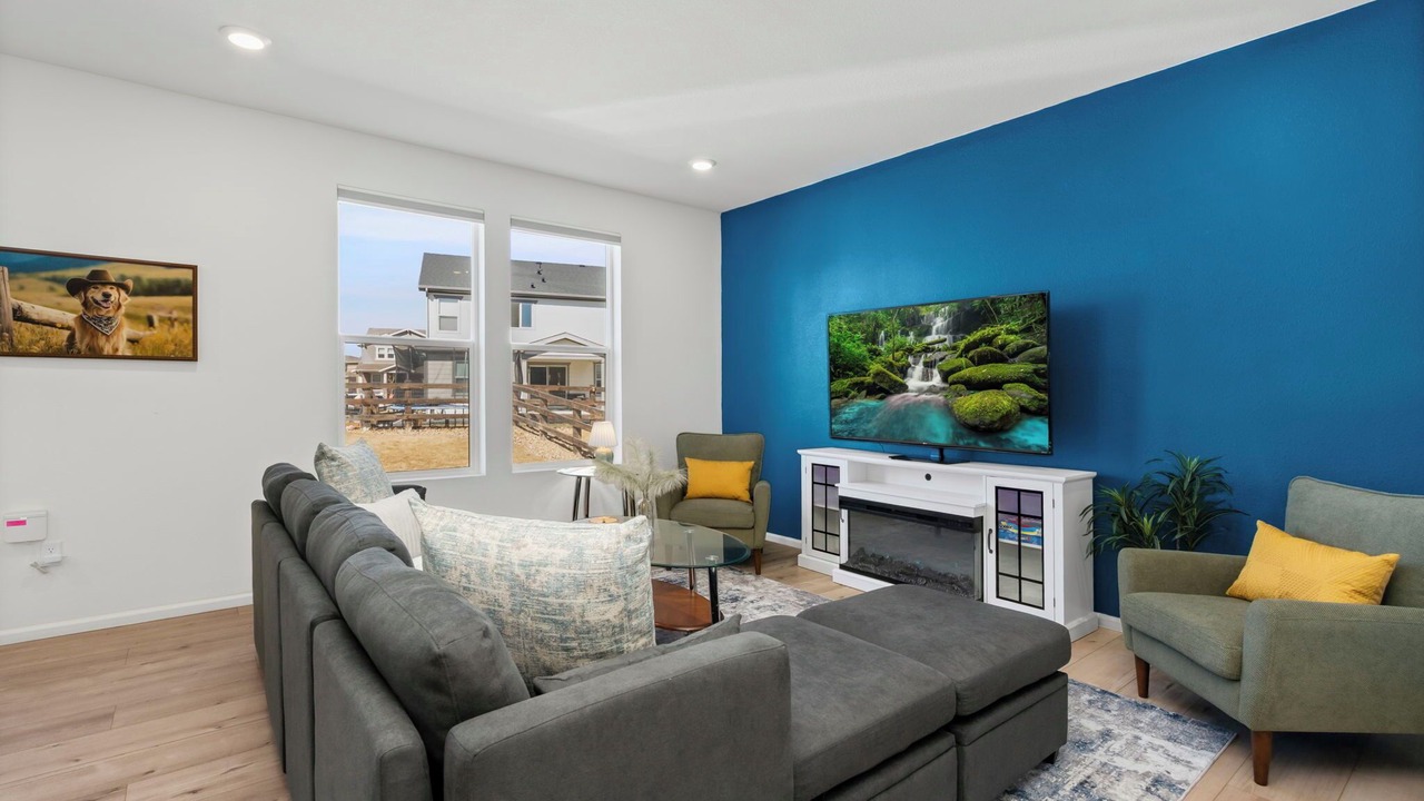 Photo of Livingroom in Centerra