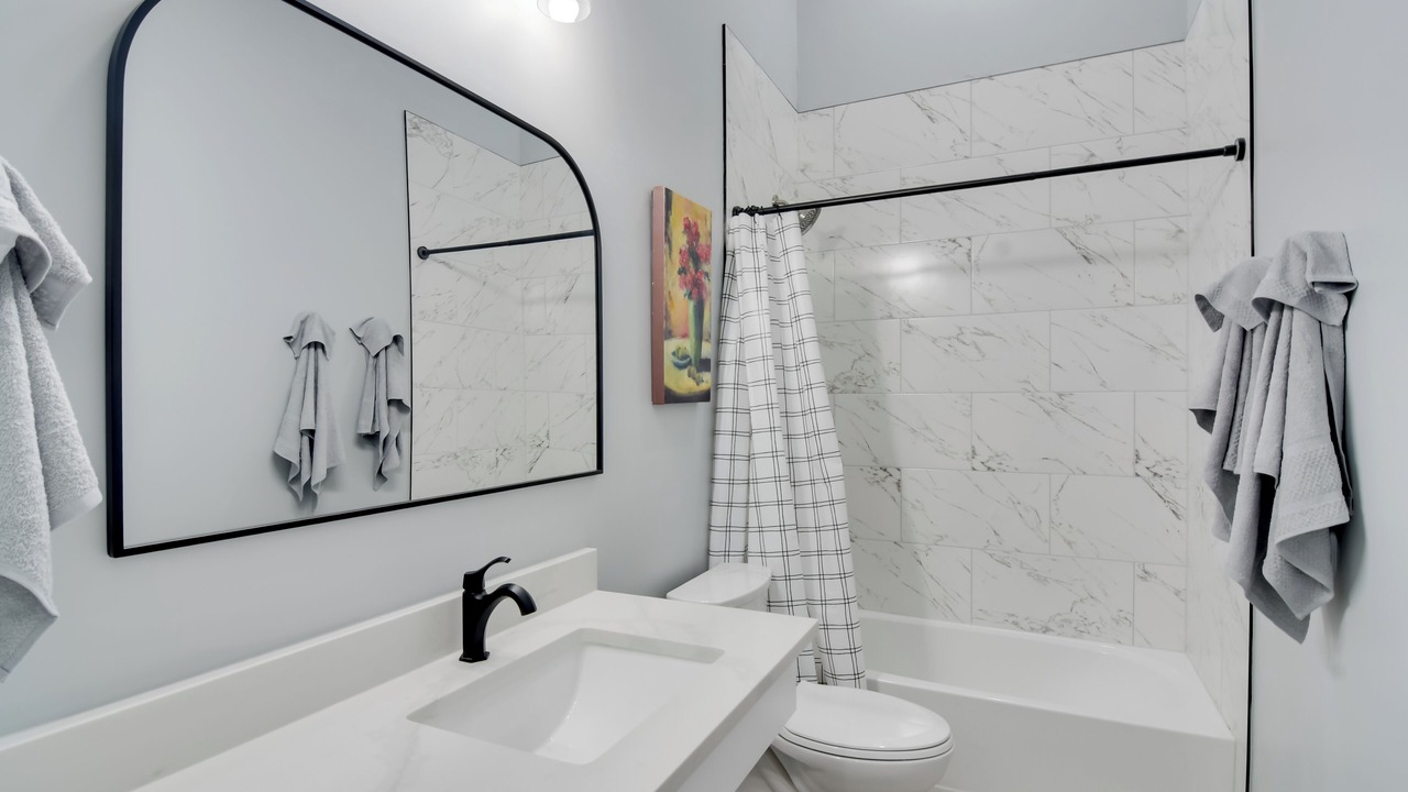 Photo of Bathroom in Black Hawk