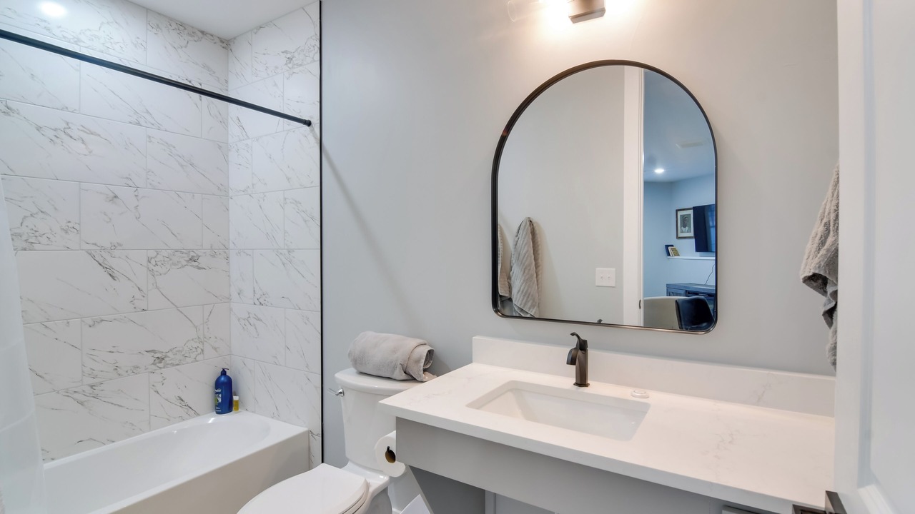Photo of Bathroom in Black Hawk