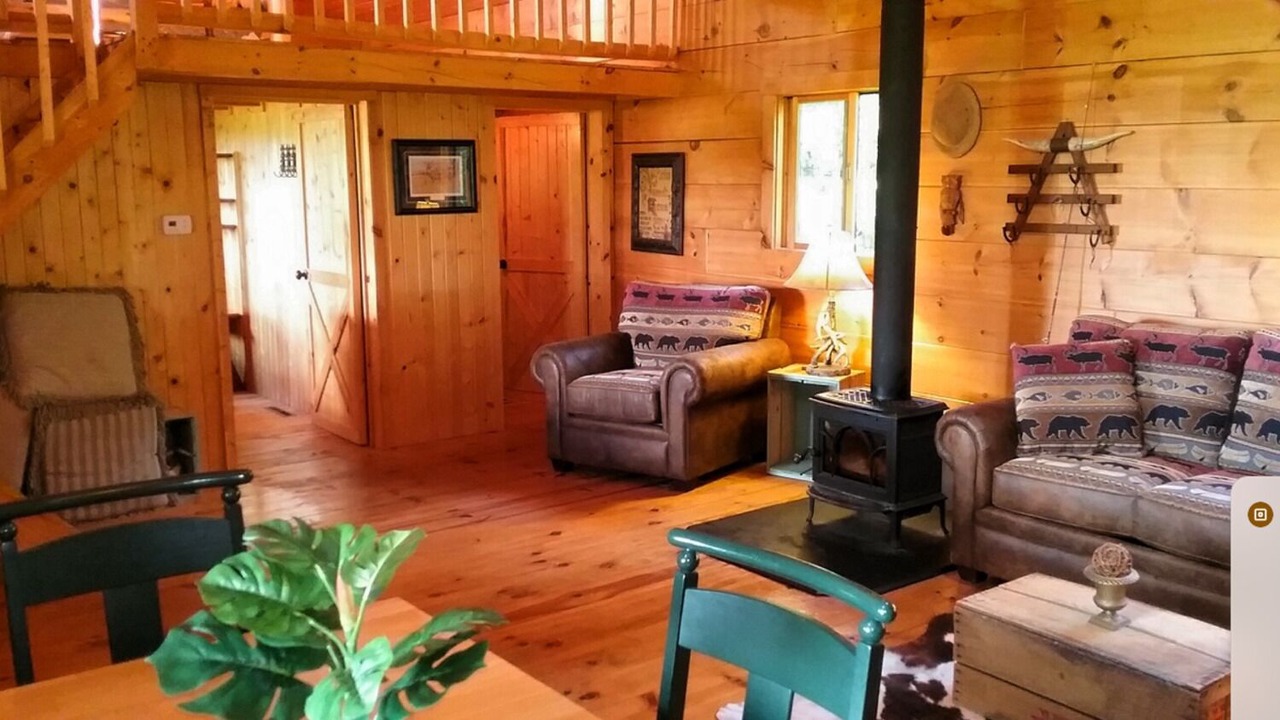 Photo of Livingroom in Waterville