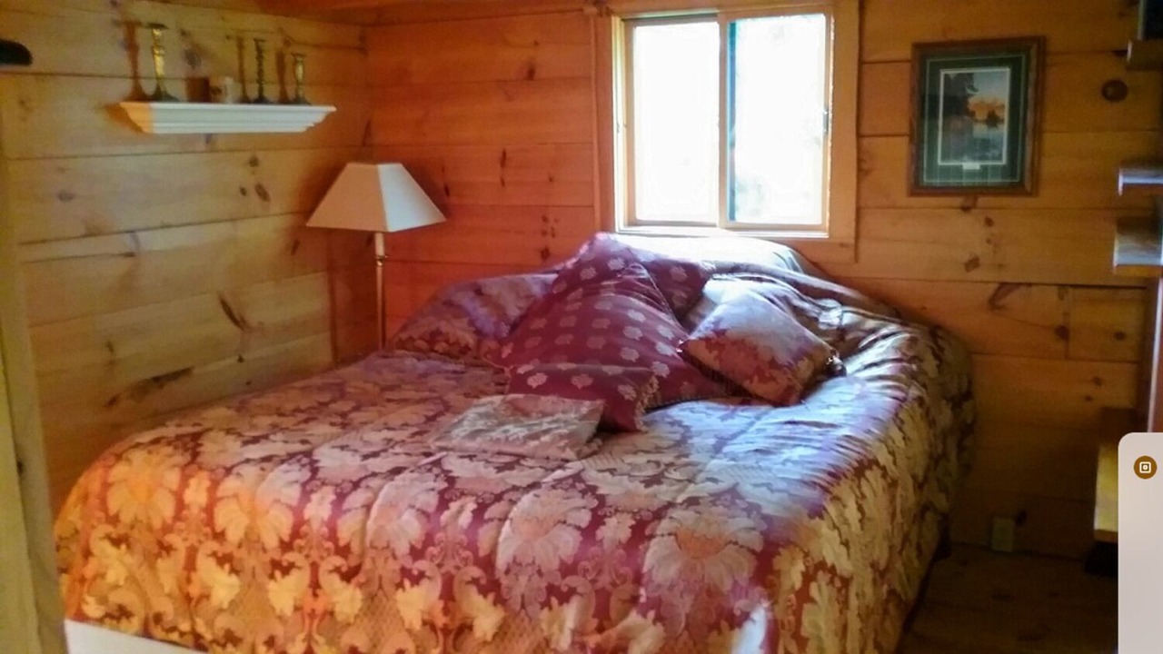 Photo of Bedroom in Waterville