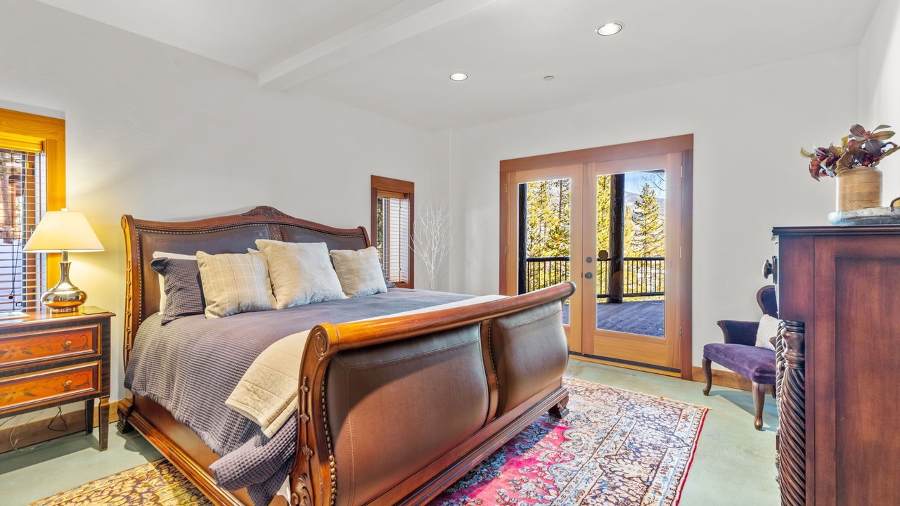 Photo of Patio Balcony in Three Peaks