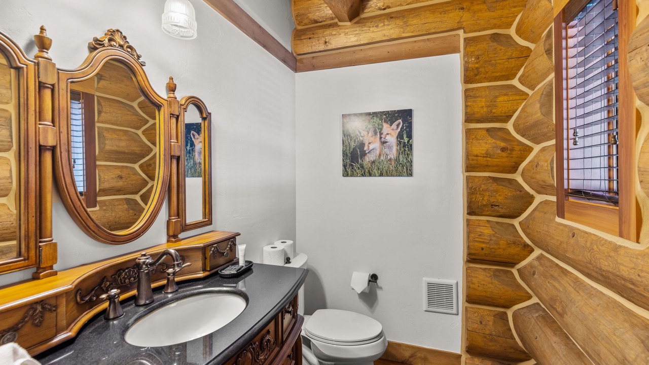 Photo of Bathroom in Three Peaks