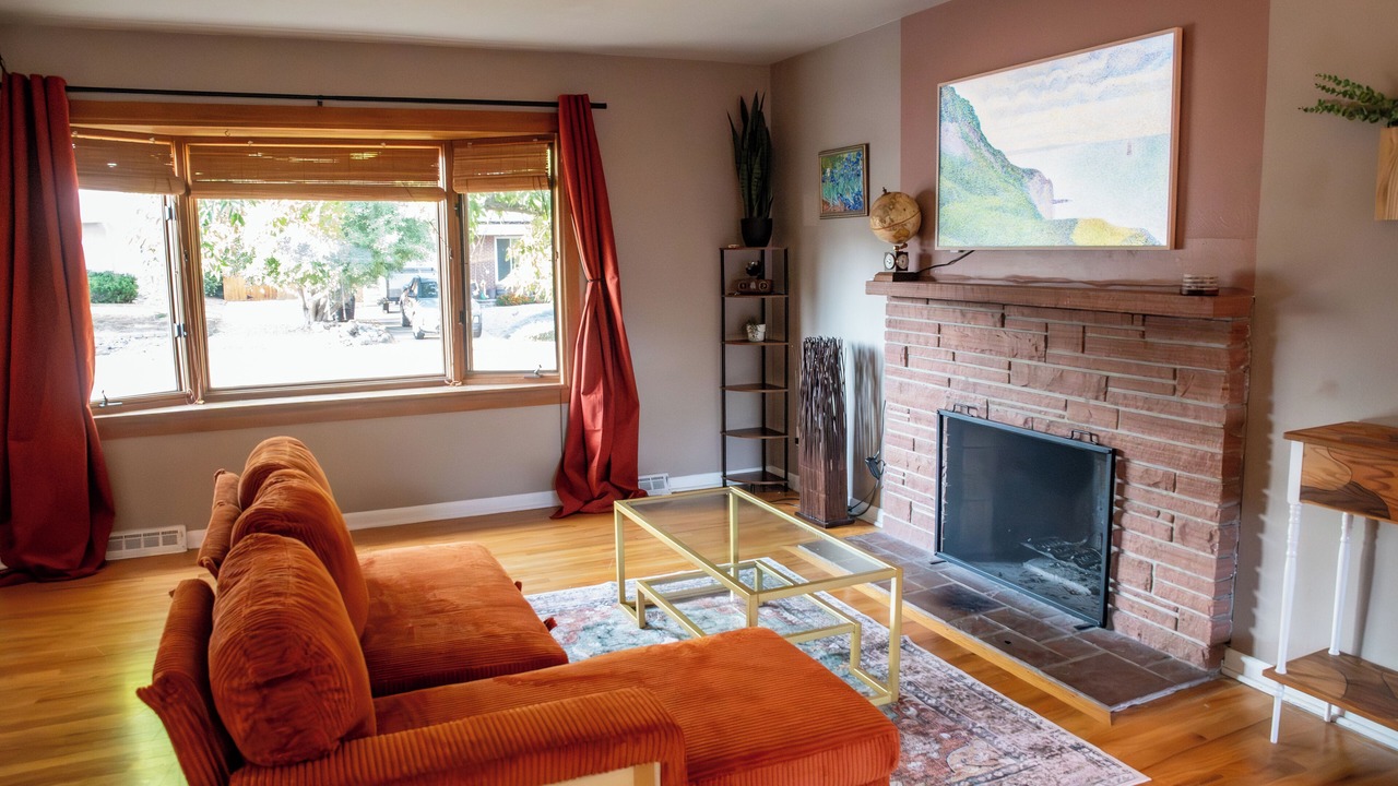 Photo of Livingroom in Allendale Area