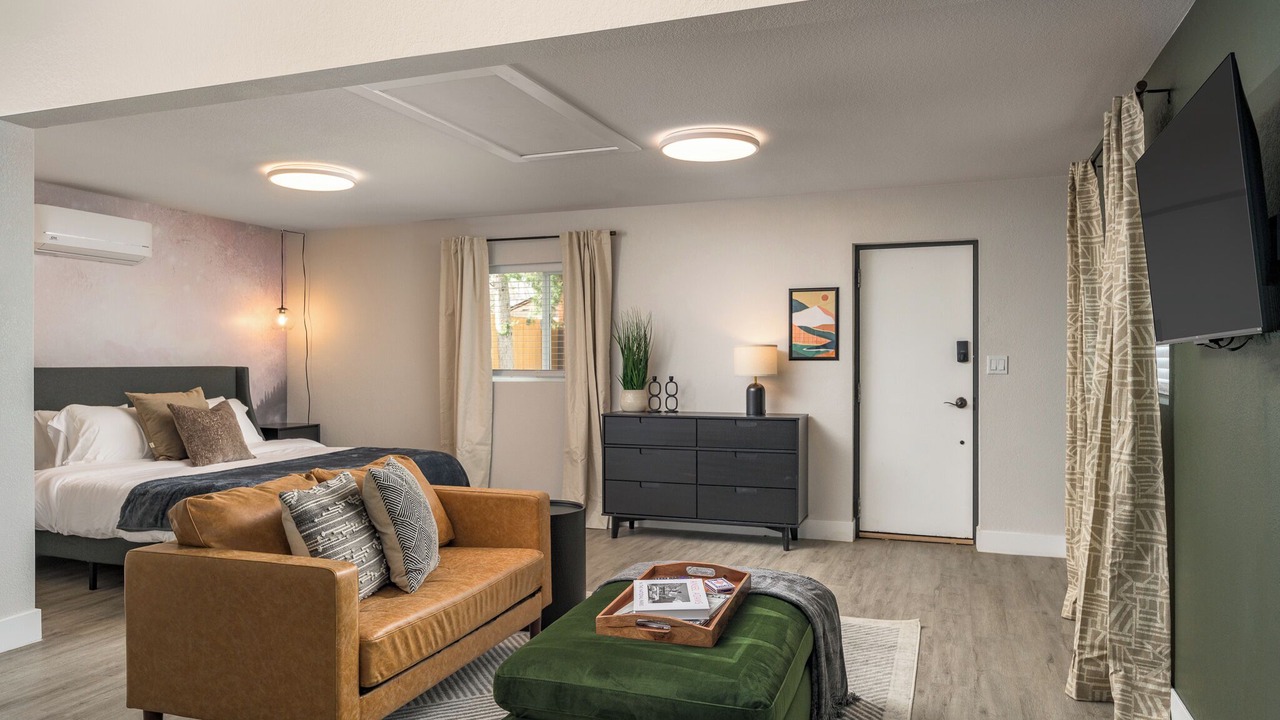 Photo of Bedroom in Berkley