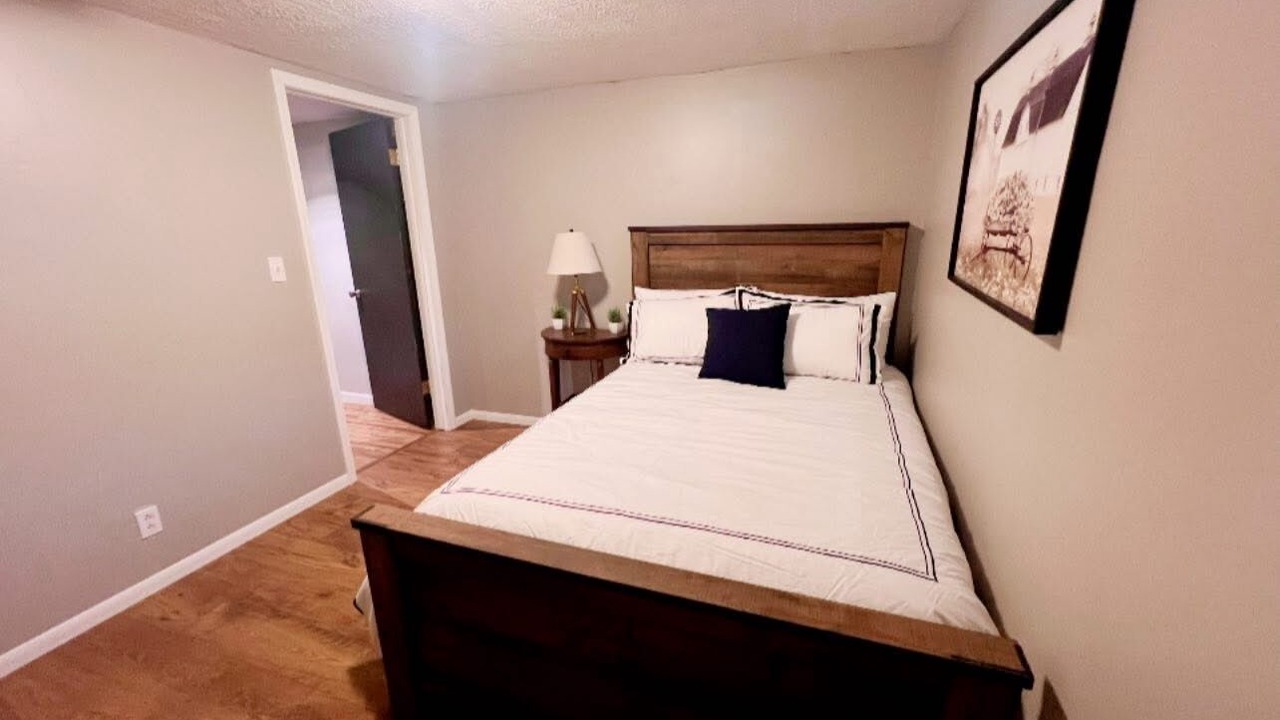 Photo of Bedroom in Salina