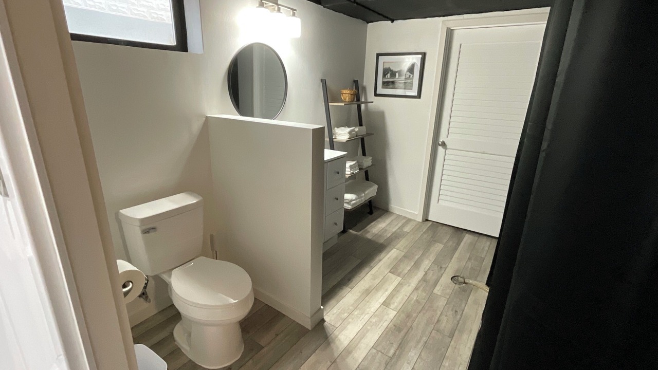 Photo of Bathroom in Aksarben - Elmwood Park