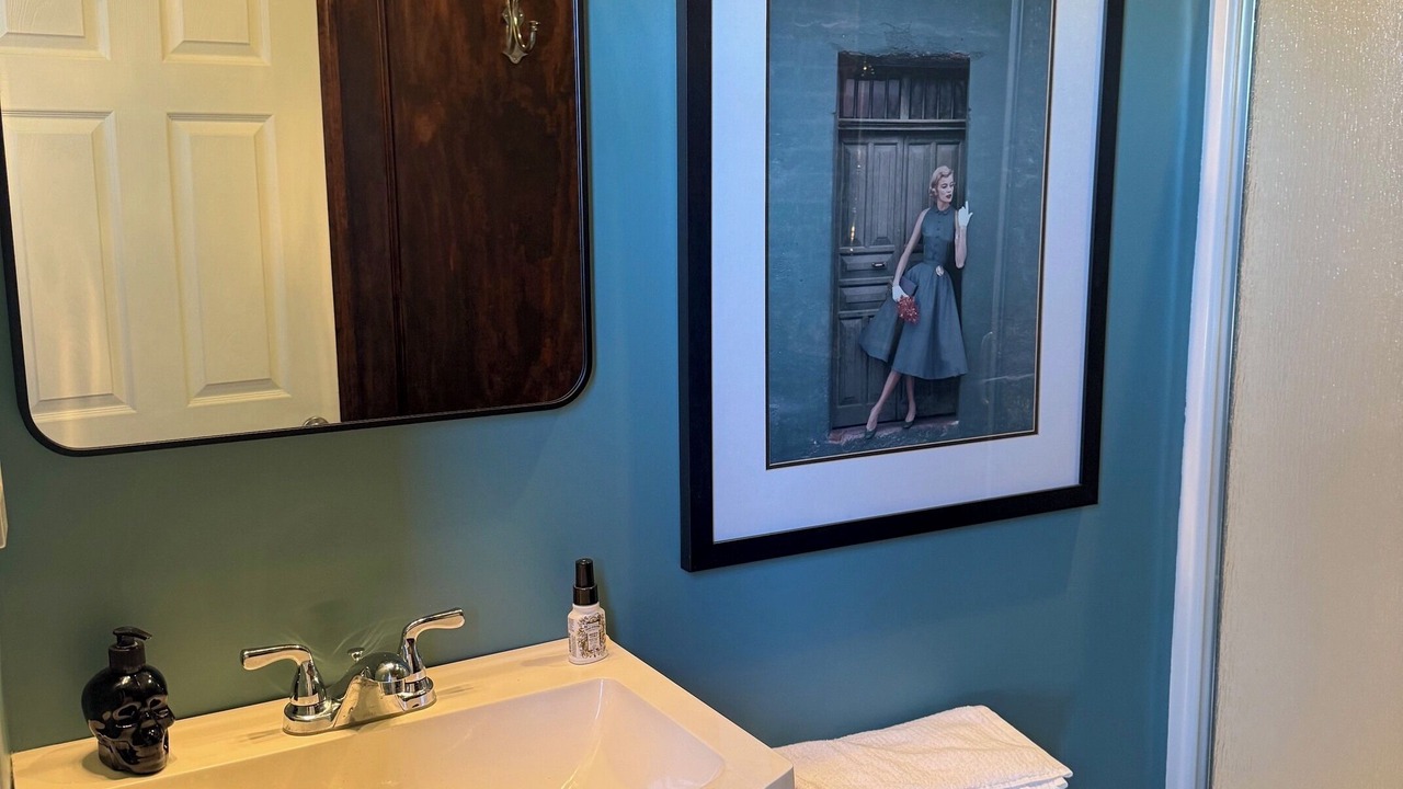 Photo of Bathroom in River Market