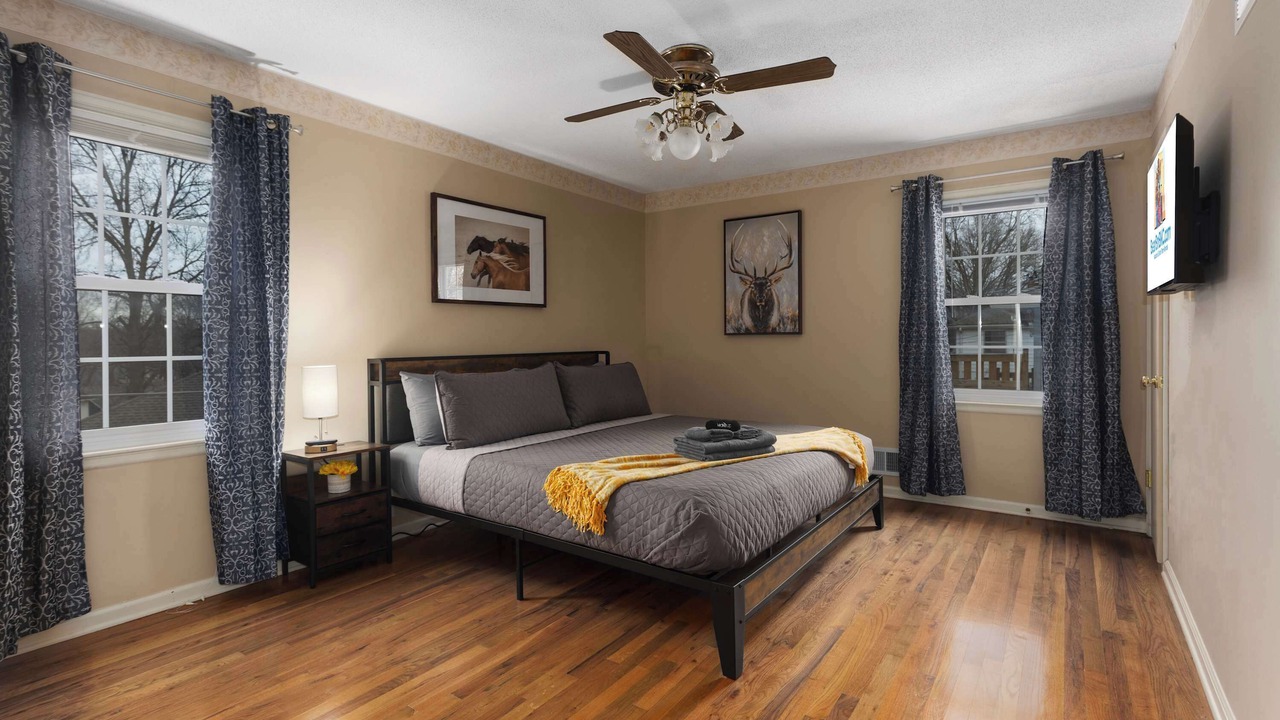 Photo of Bedroom in Lenexa