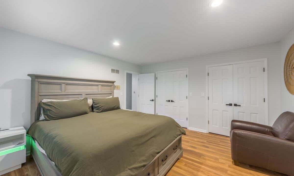 Photo of Bedroom in Blue Springs
