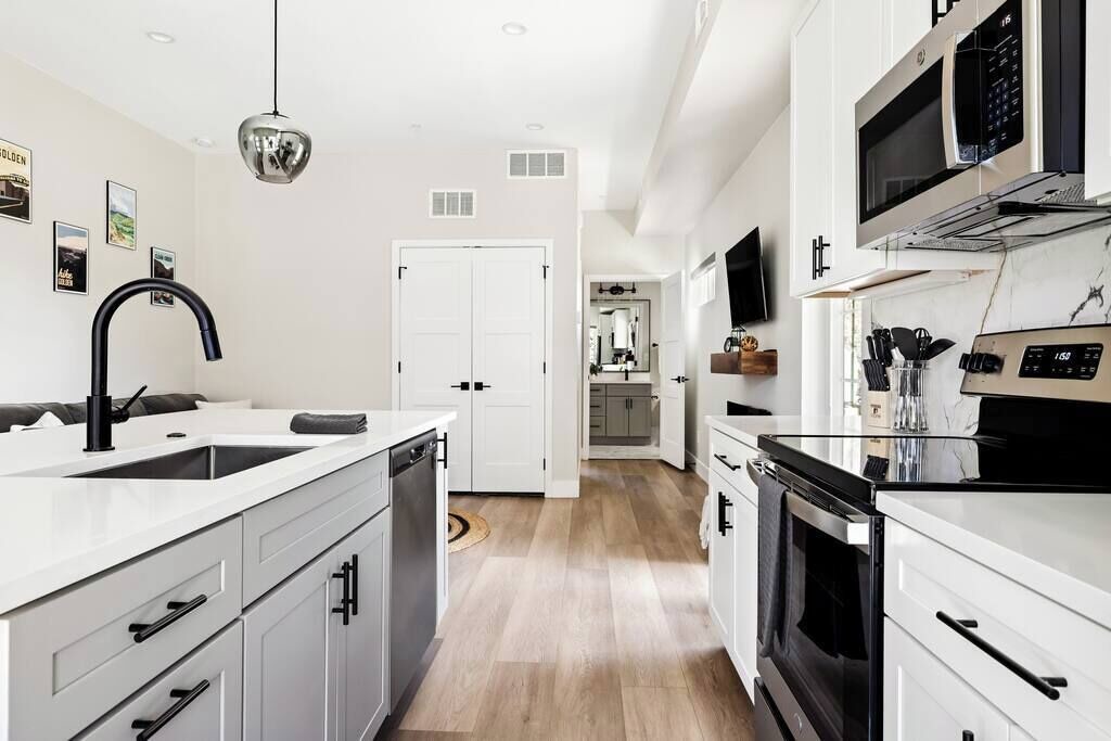 Photo of Kitchen in Golden