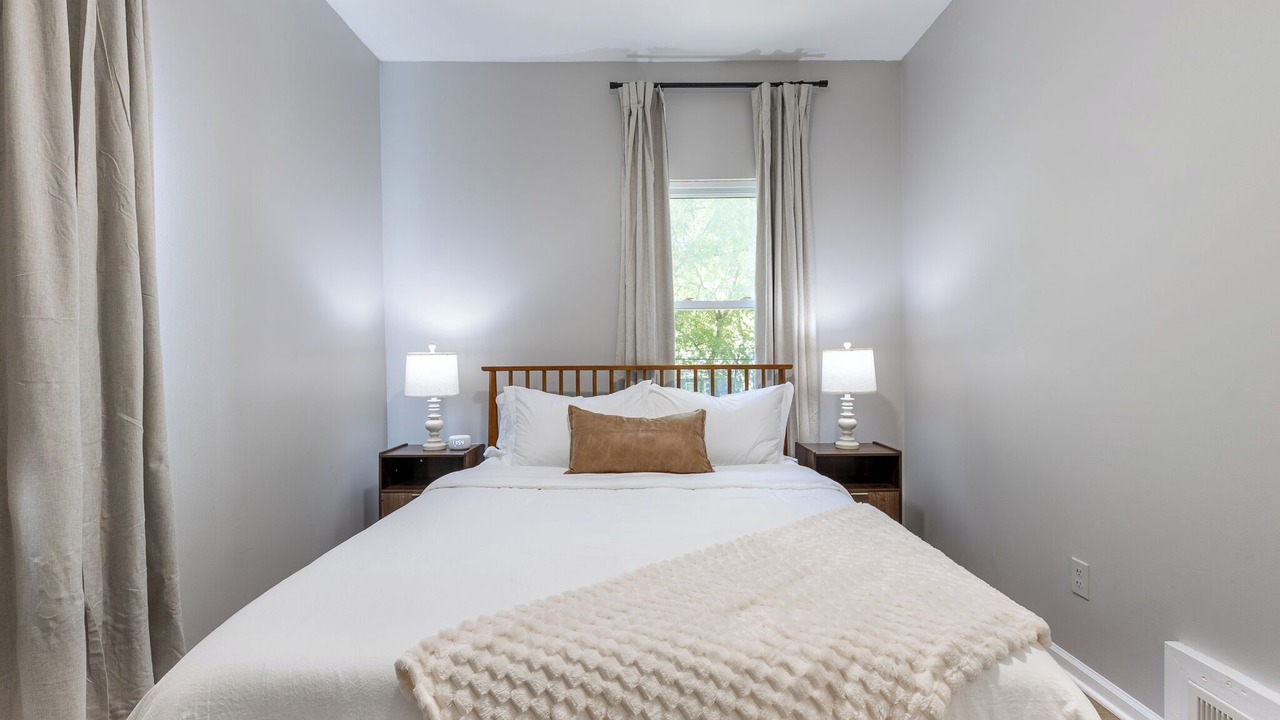 Photo of Bedroom in South Kansas City