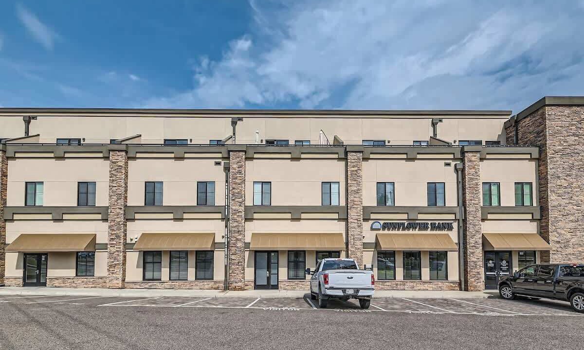 Photo of Outdoor in Golden