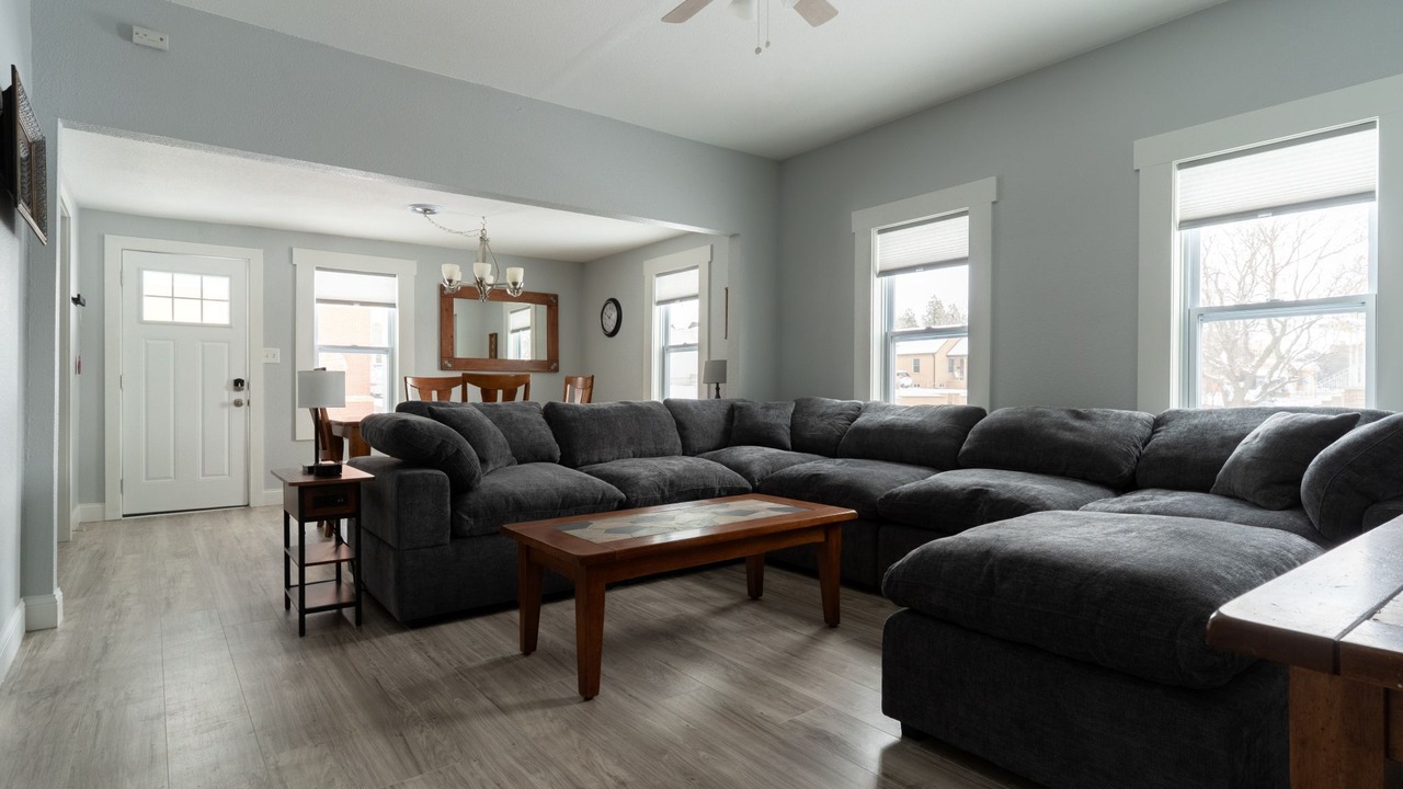 Photo of Livingroom in Hays