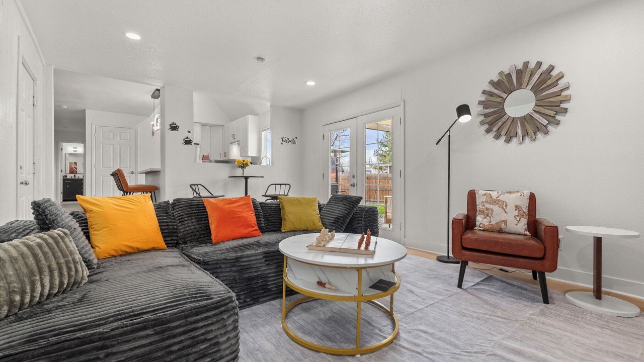 Photo of Livingroom in Lamar Heights Area