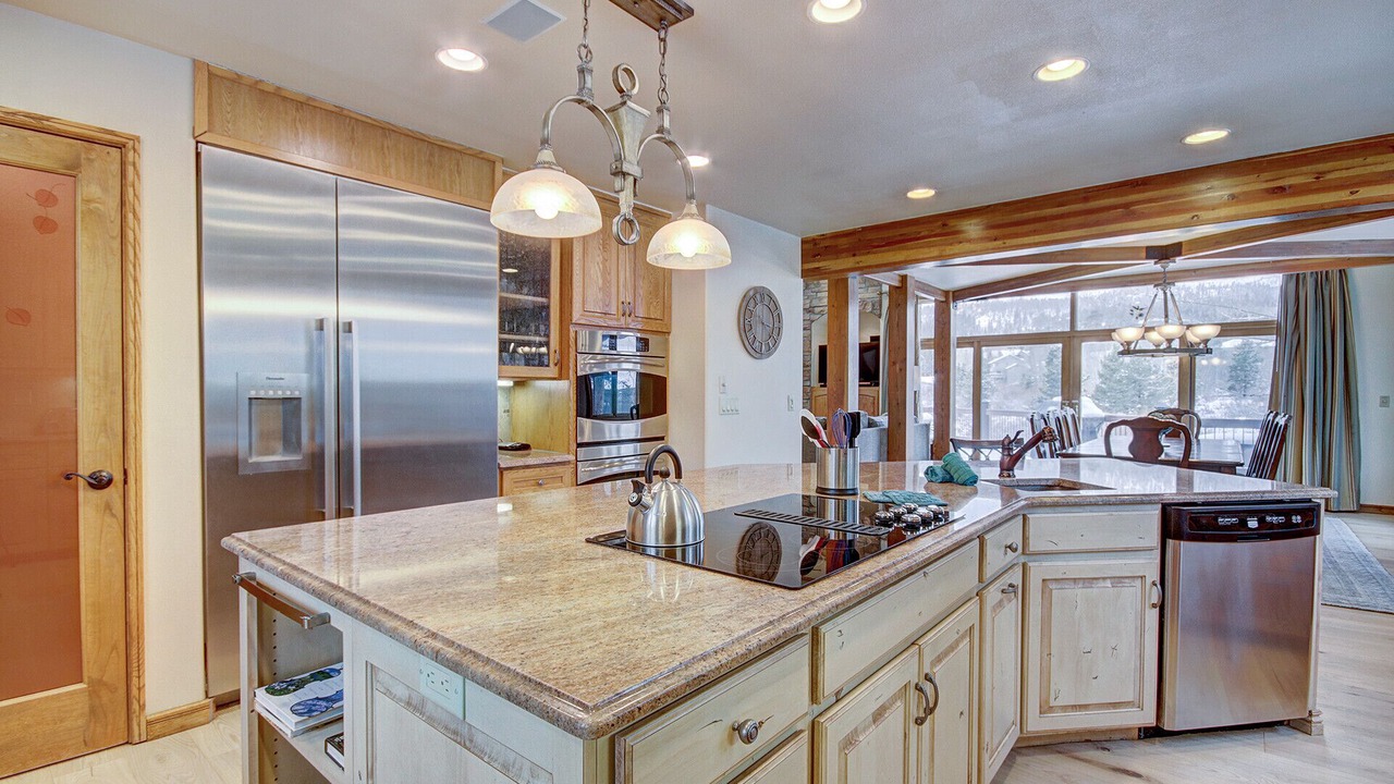 Photo of Kitchen in Three Peaks