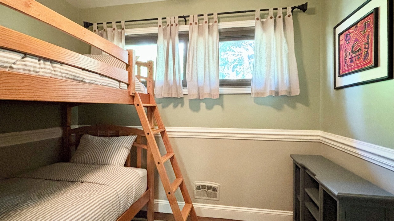 Photo of Bedroom in Prairie Village