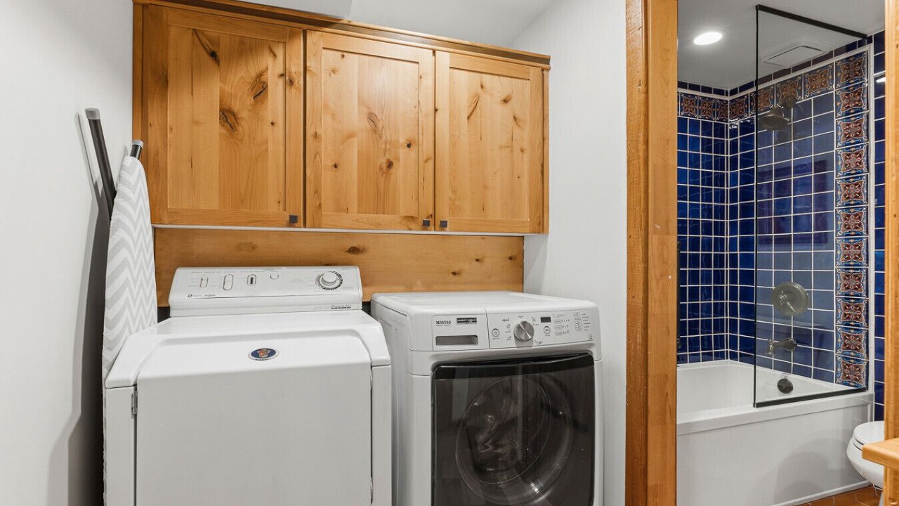 Photo of Bathroom in Kayenta