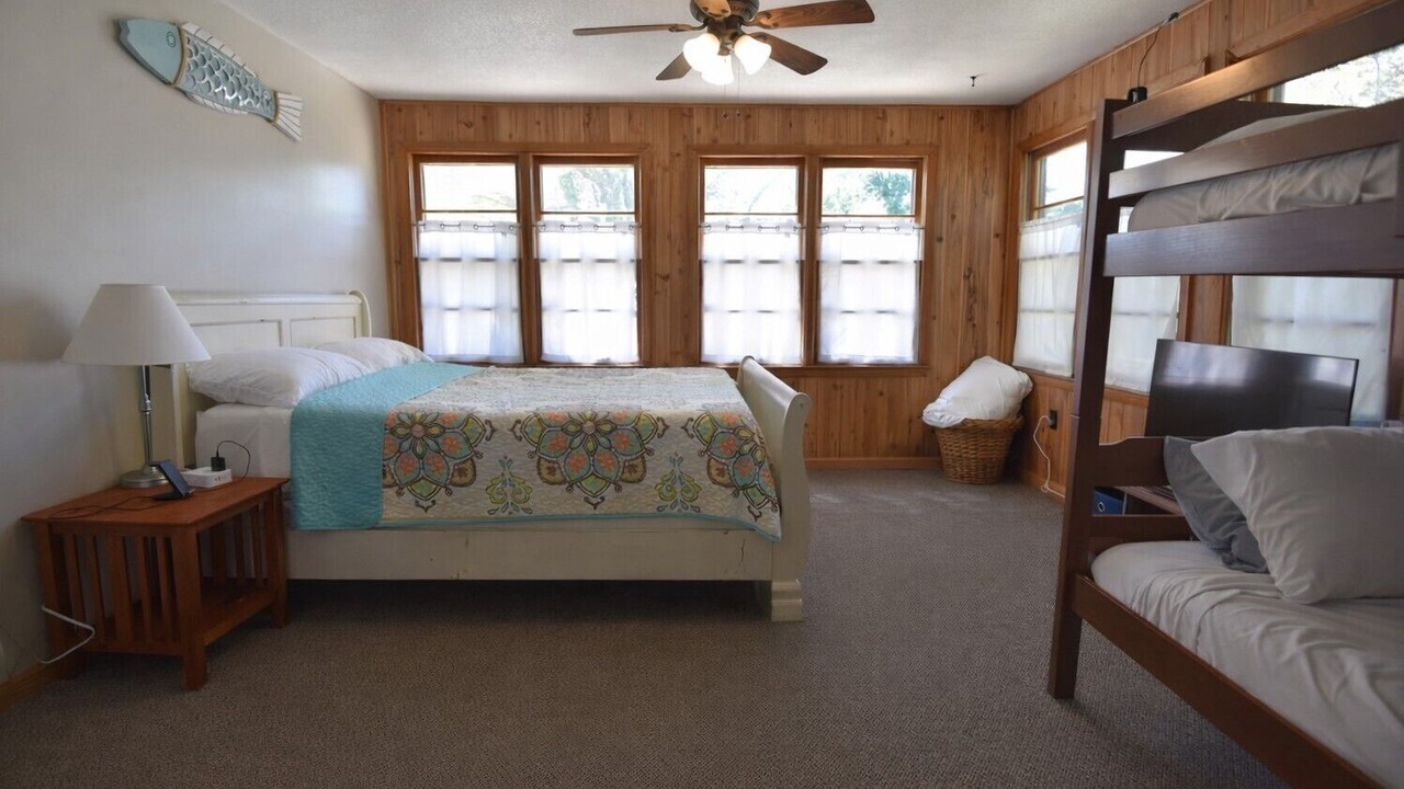 Photo of Bedroom in Alma