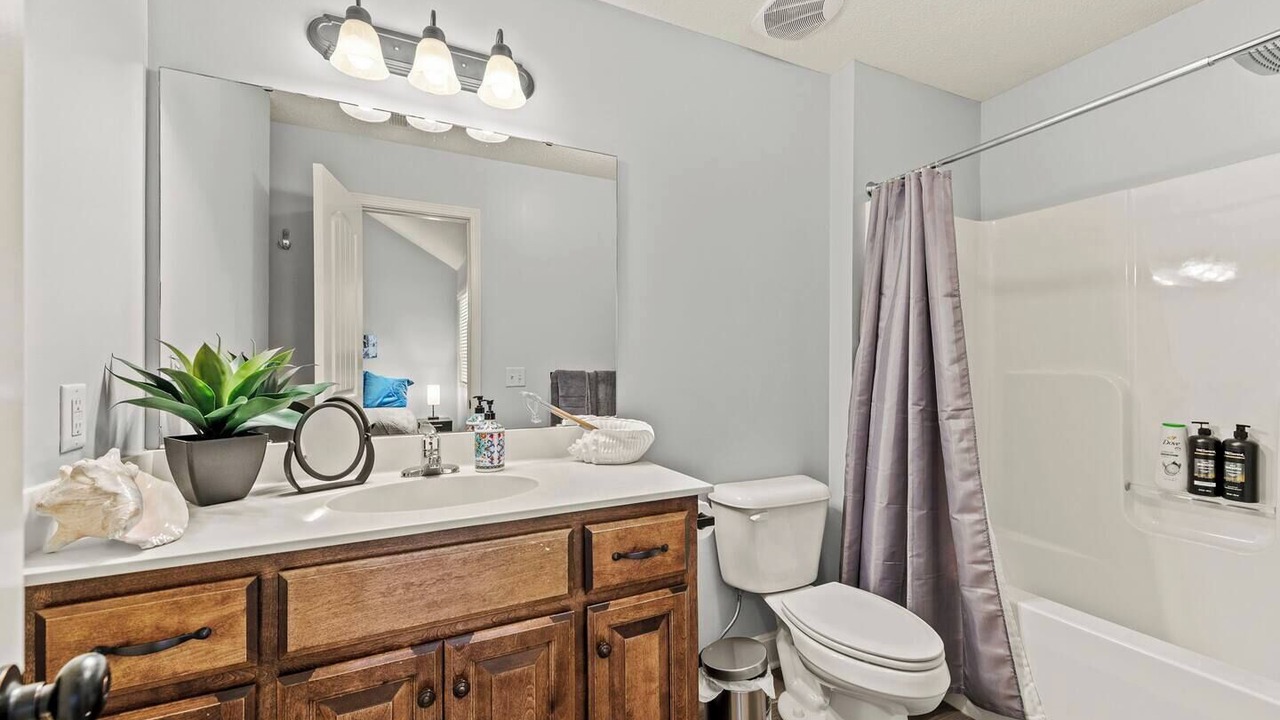 Photo of Bathroom in Tracy