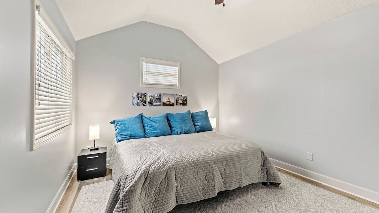 Photo of Bedroom in Tracy